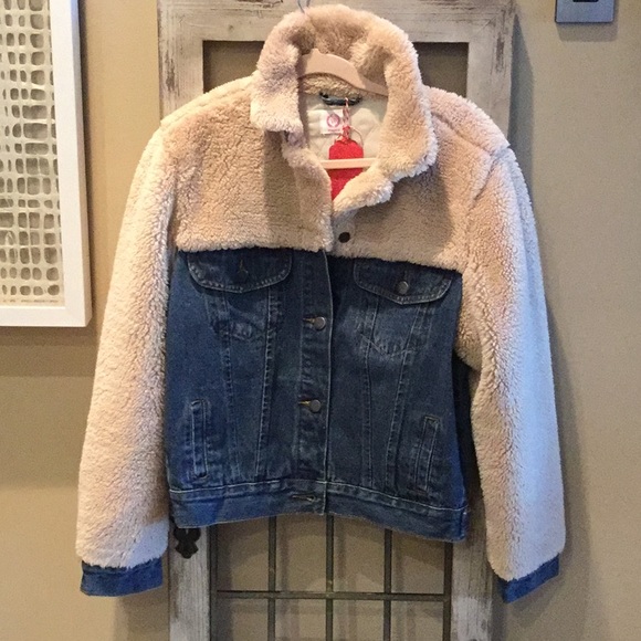 Denim and Fleece Jacket - Picture 2 of 5